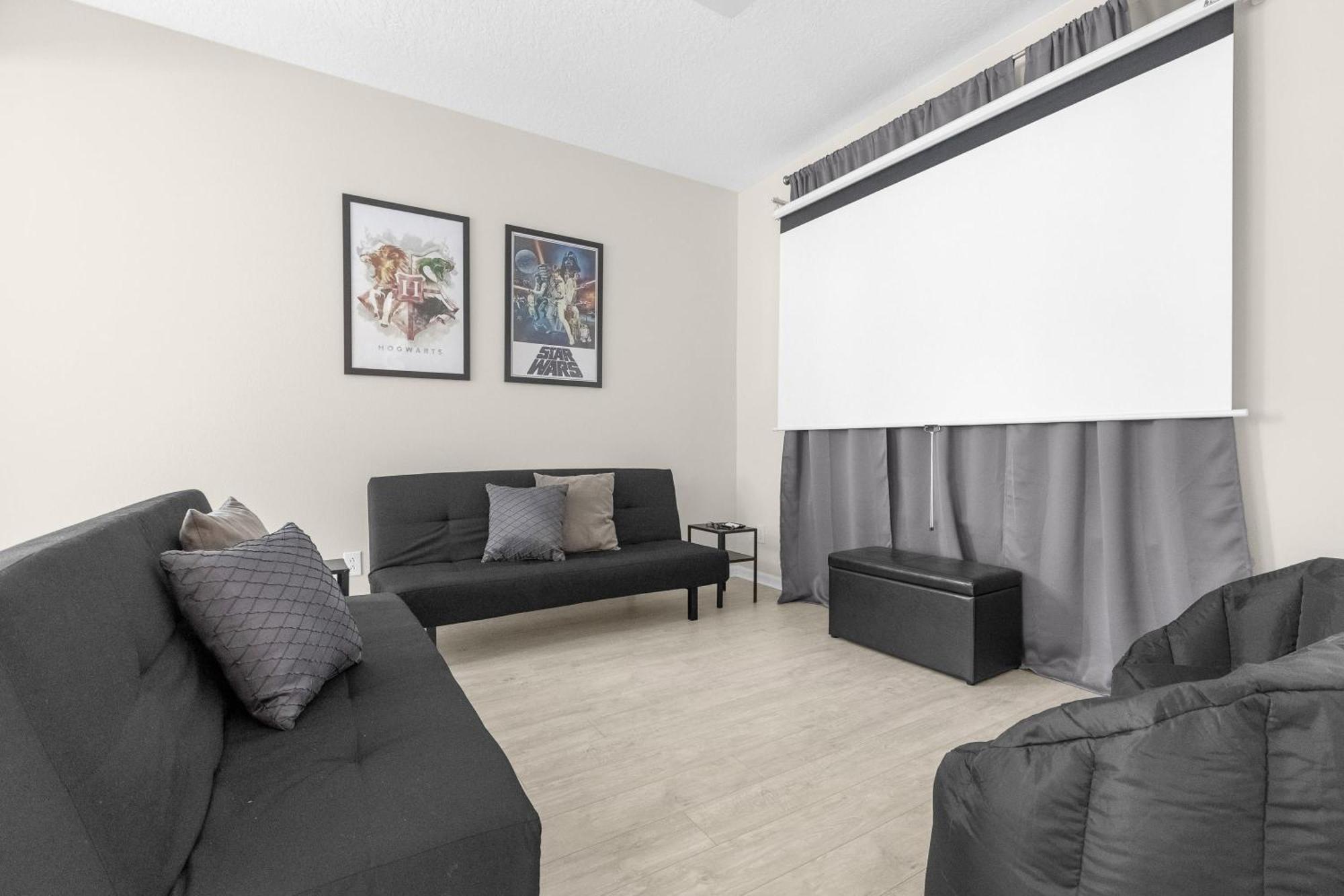 Large Spacious Home W Private Pool & Hot Tub Davenport Ngoại thất bức ảnh